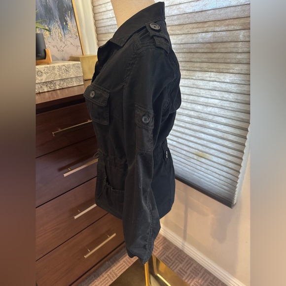 Divided H&M Women's Black Utility Jacket. Size 36/US 6 - Picture 4 of 8